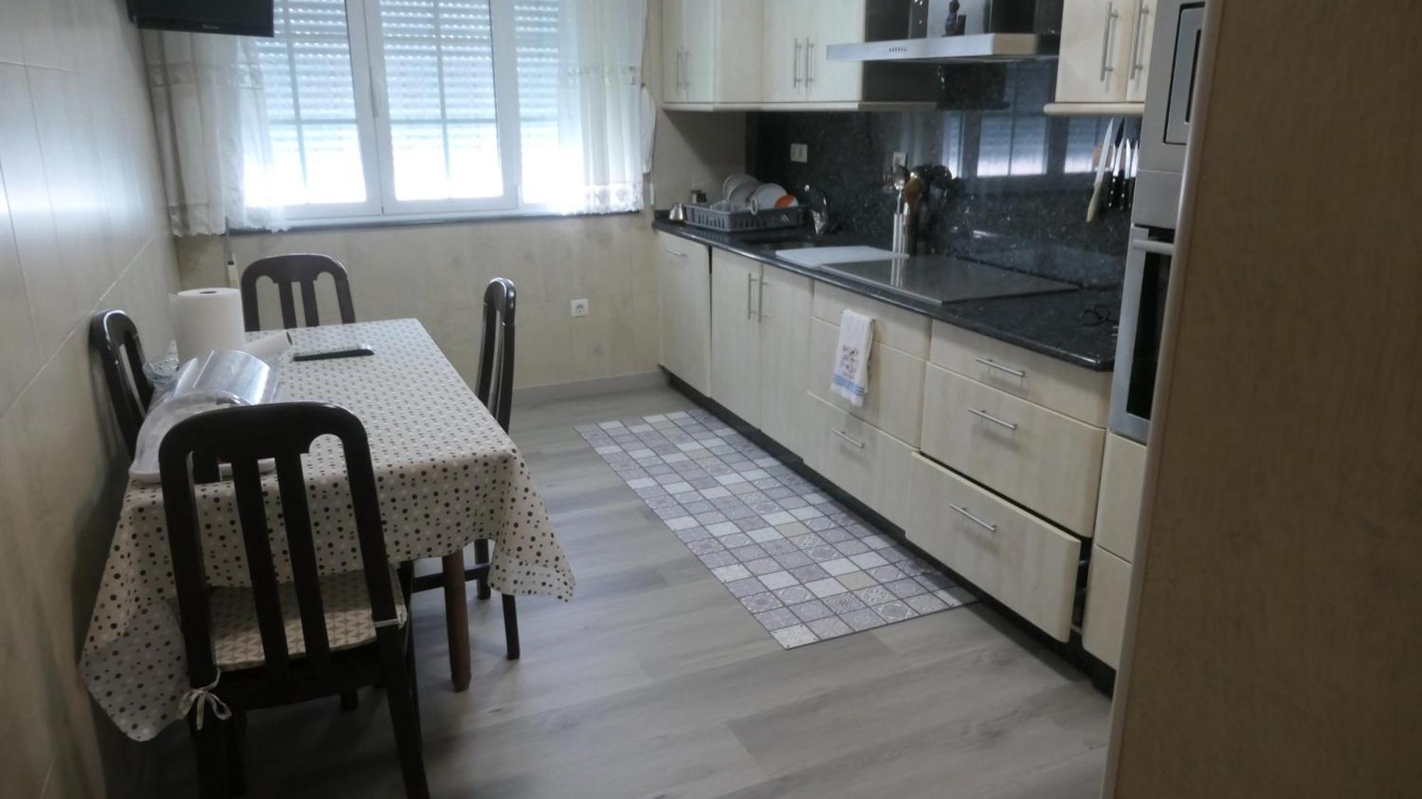 Piso Leo 1 Apartment Сее Екстериор снимка